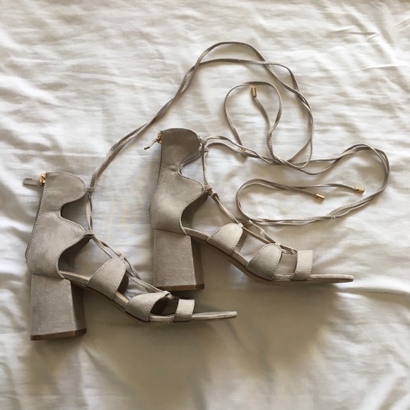 Cute gray lace-up high heals - Picture 1 of 4